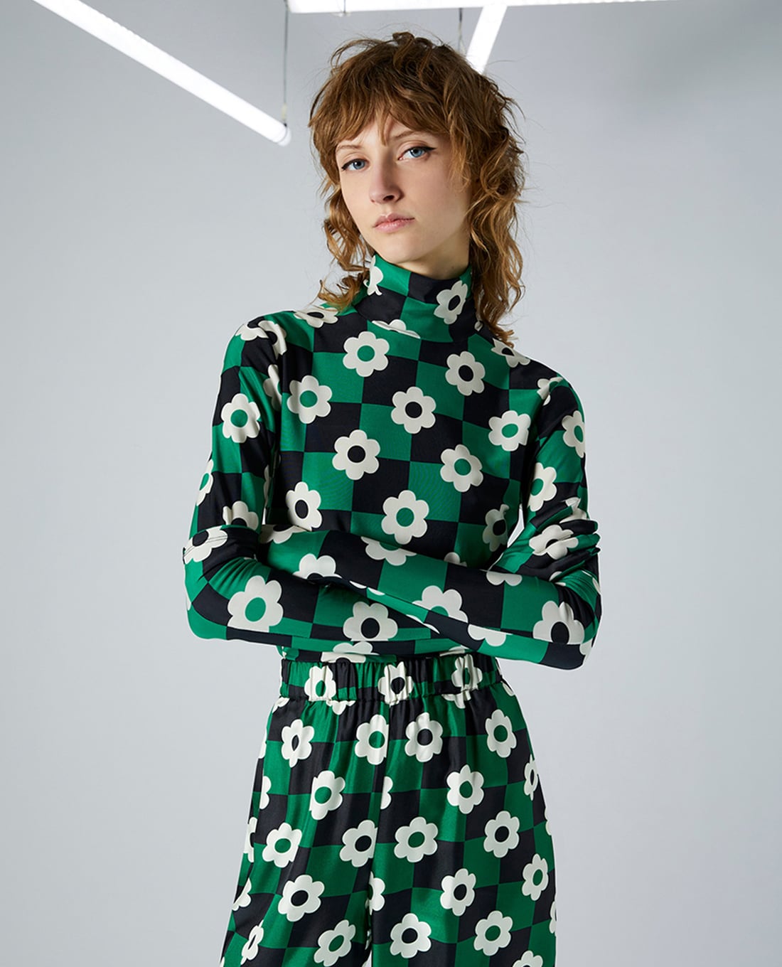 MAX&Co. - Set áo thun nữ cổ trụ tay dài in hoa và găng tay Madga