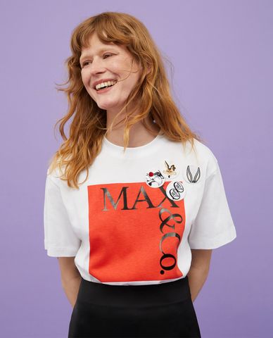  MAX&Co. - Áo thun cổ tròn tay ngắn trang trí nhân vật hoạt hình Riotee 