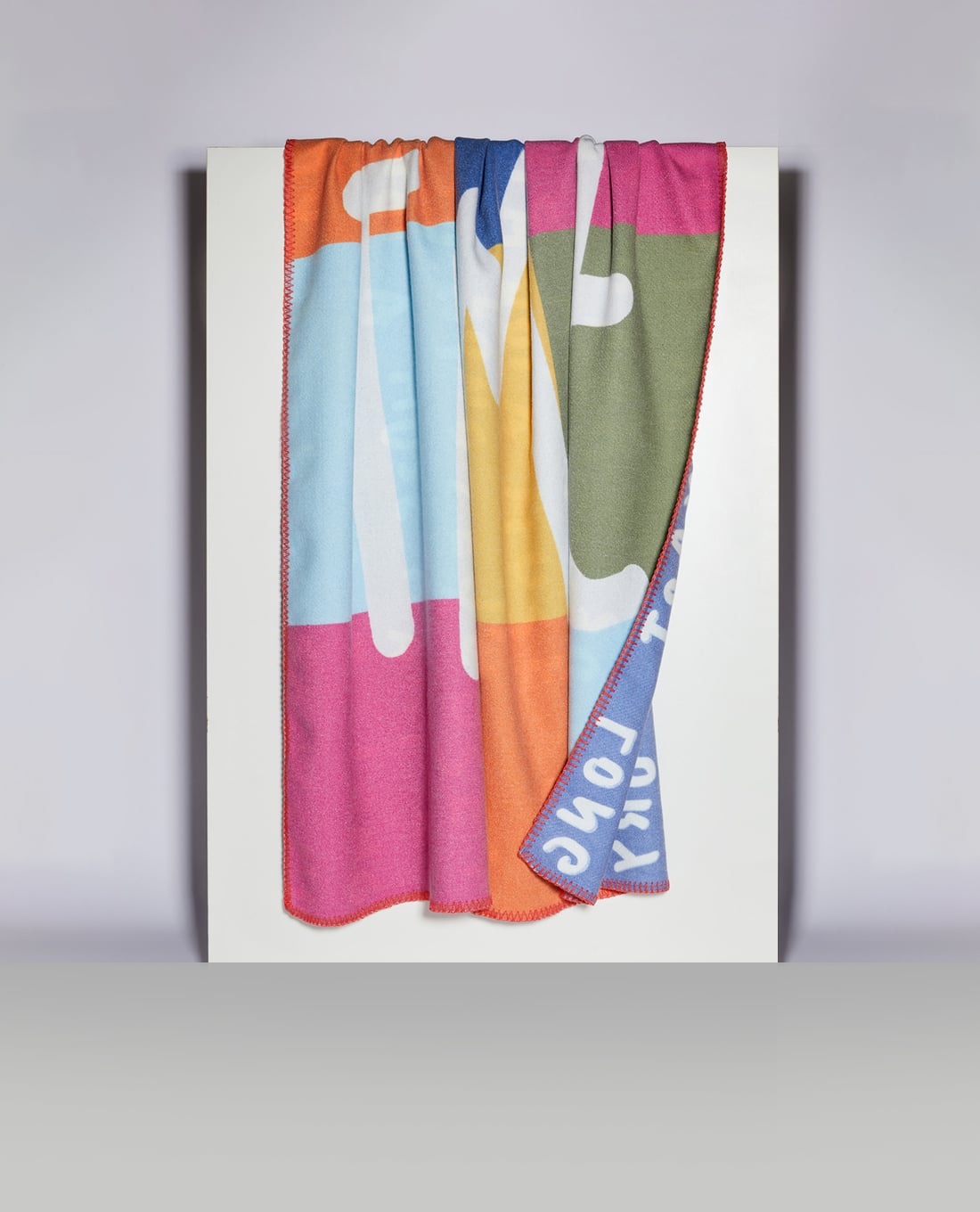 MAX&Co. - Chăn hai mặt Hugtime