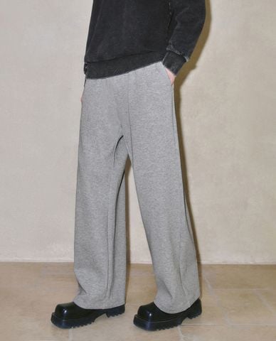  URBAN REVIVO - Quần nam ống rộng lưng thun cá tính 