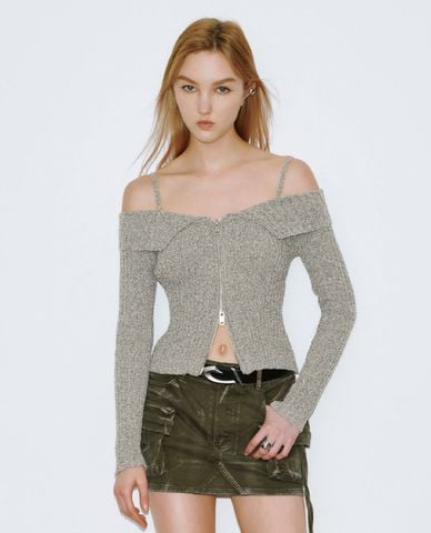  URBAN REVIVO - Áo trễ vai nữ dệt kim tay dài phối khoá zip 