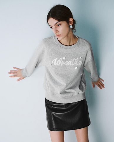  URBAN REVIVO - Áo sweatshirt nữ cổ tròn tay dài 