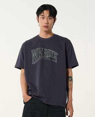  NERDY - Áo thun unisex cổ tròn tay ngắn Big Arch Logo 