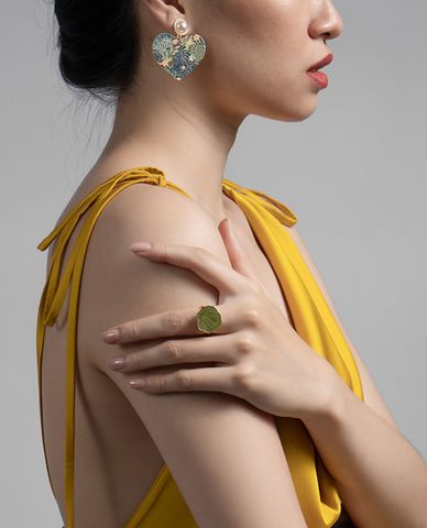  CECI - Khuyên tai nữ ngọc trai phối mặt trái tim thời trang 