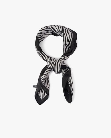  CECI - Khăn choàng nữ phom vuông in hoa văn sang trọng 