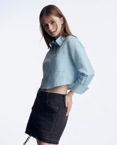  GIGI - Áo sơ mi nữ croptop cổ bẻ tay dài phối logo thêu tinh tế 