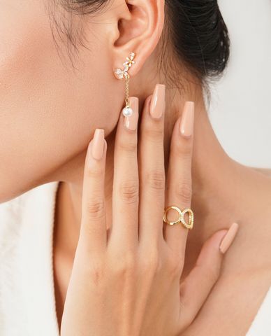  CECI - Khuyên tai nữ dáng thả đính ngọc trai sang trọng 