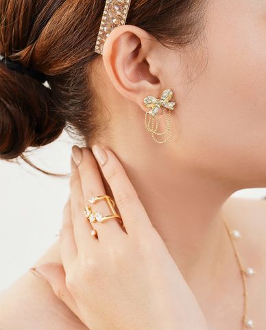  CECI - Khuyên tai nữ hình chiếc nơ đính đá lấp lánh 