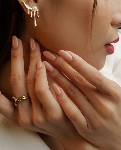  CECI - Khuyên tai nữ vệt nước đính ngọc trai sang trọng 