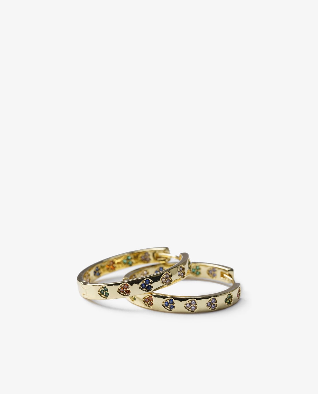 CECI - Khuyên tai nữ khoen tròn khắc hình trái tim