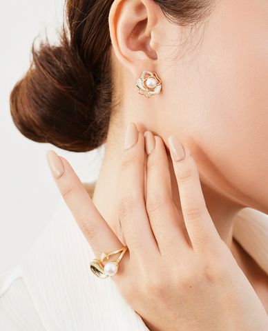  CECI - Khuyên tai nữ hình bông hoa nhỏ phối ngọc trai sang trọng 