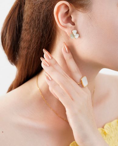  CECI - Khuyên tai nữ hình bông hoa 3 cánh nữ tính 