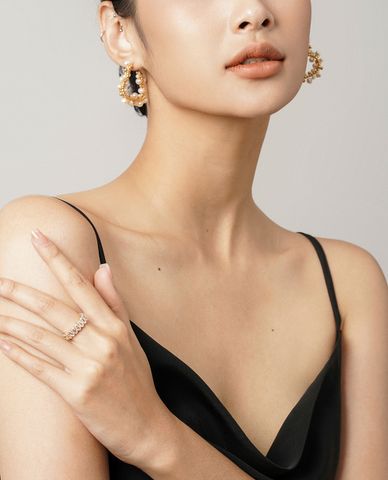  CECI - Nhẫn nữ bản to đính đá lấp lánh 