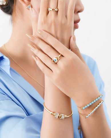  CECI - Vòng đeo tay nữ dạng hở phối thiết kế đá lấp lánh 