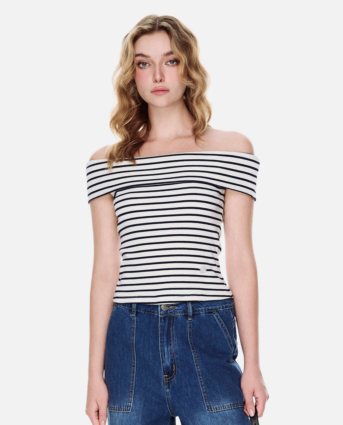 GIGI - Áo trễ vai nữ phom ôm phối sọc thời trang