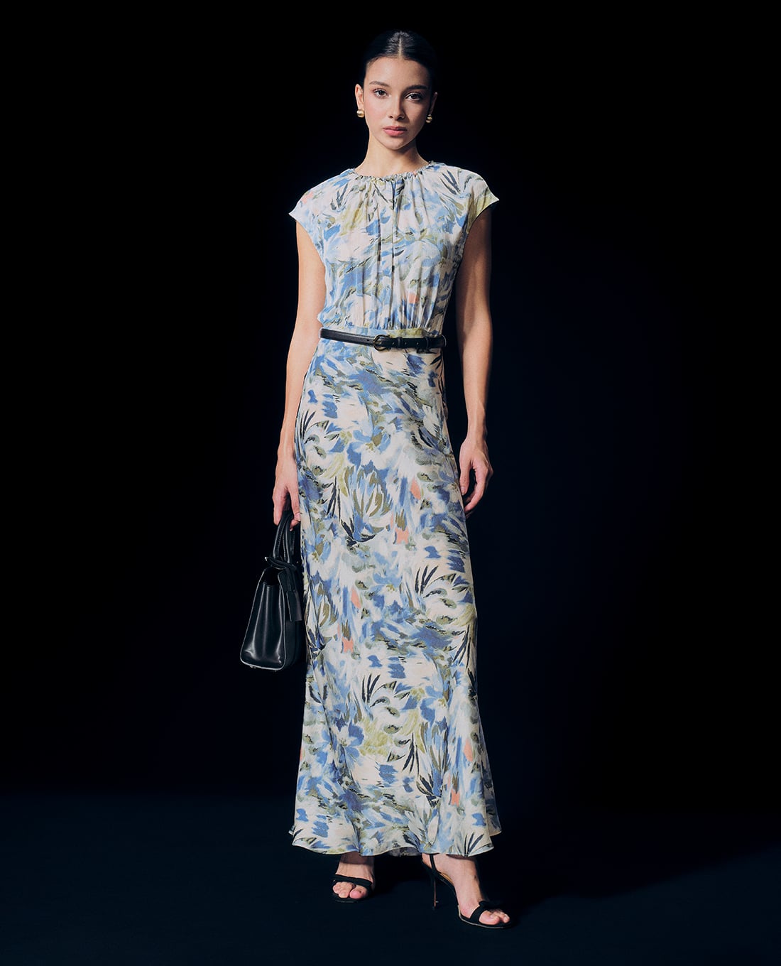 GIGI - Đầm midi cổ tròn tay ngắn in hoa thời trang