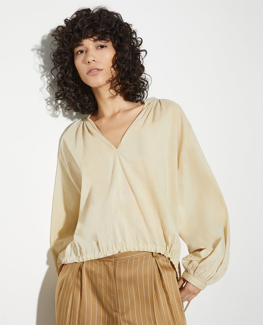 MAX&Co. - Áo kiểu nữ cổ V tay dài Ikebana