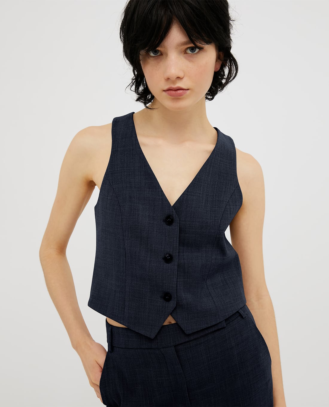 MAX&Co. - Áo khoác gilet cổ V phối nút Camping