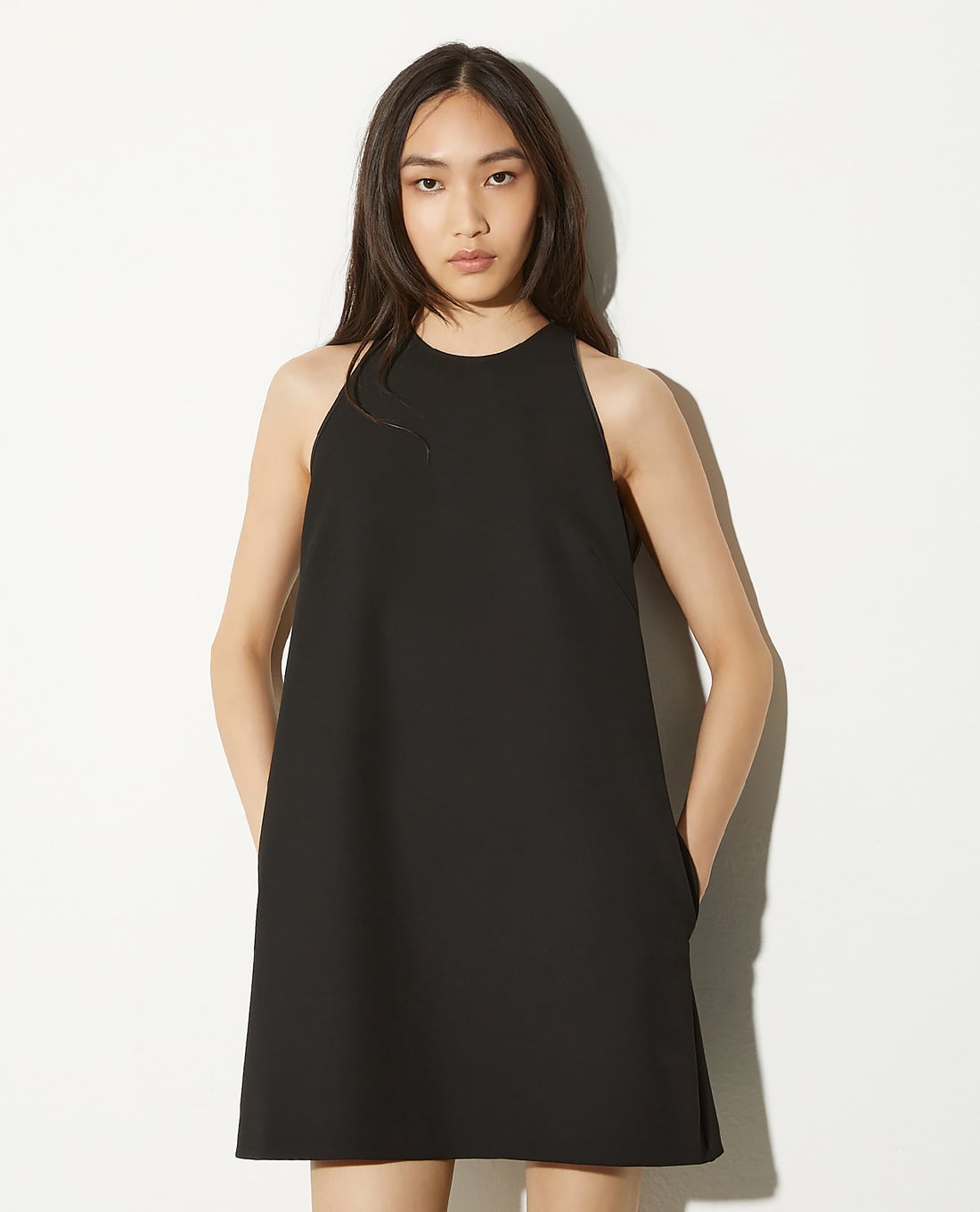 MAX&Co. - Đầm mini sát nách cổ tròn trẻ trung Lieto