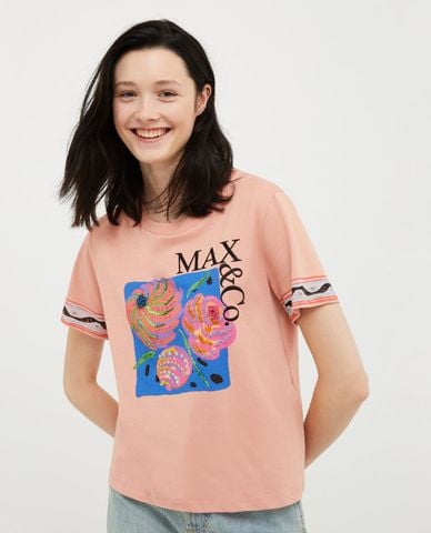  MAX&Co. - Áo thun cổ tròn tay ngắn phối hoạ tiết Calibri 