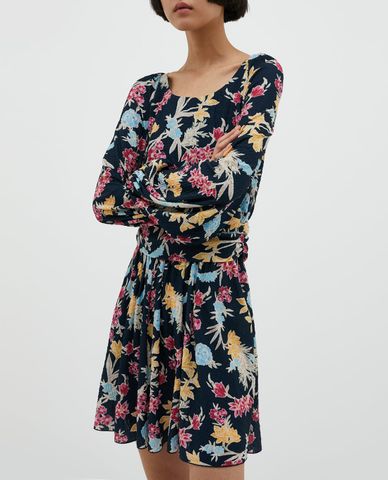  MAX&Co. - Đầm mini cổ thuyền dài tay xếp li thời trang 