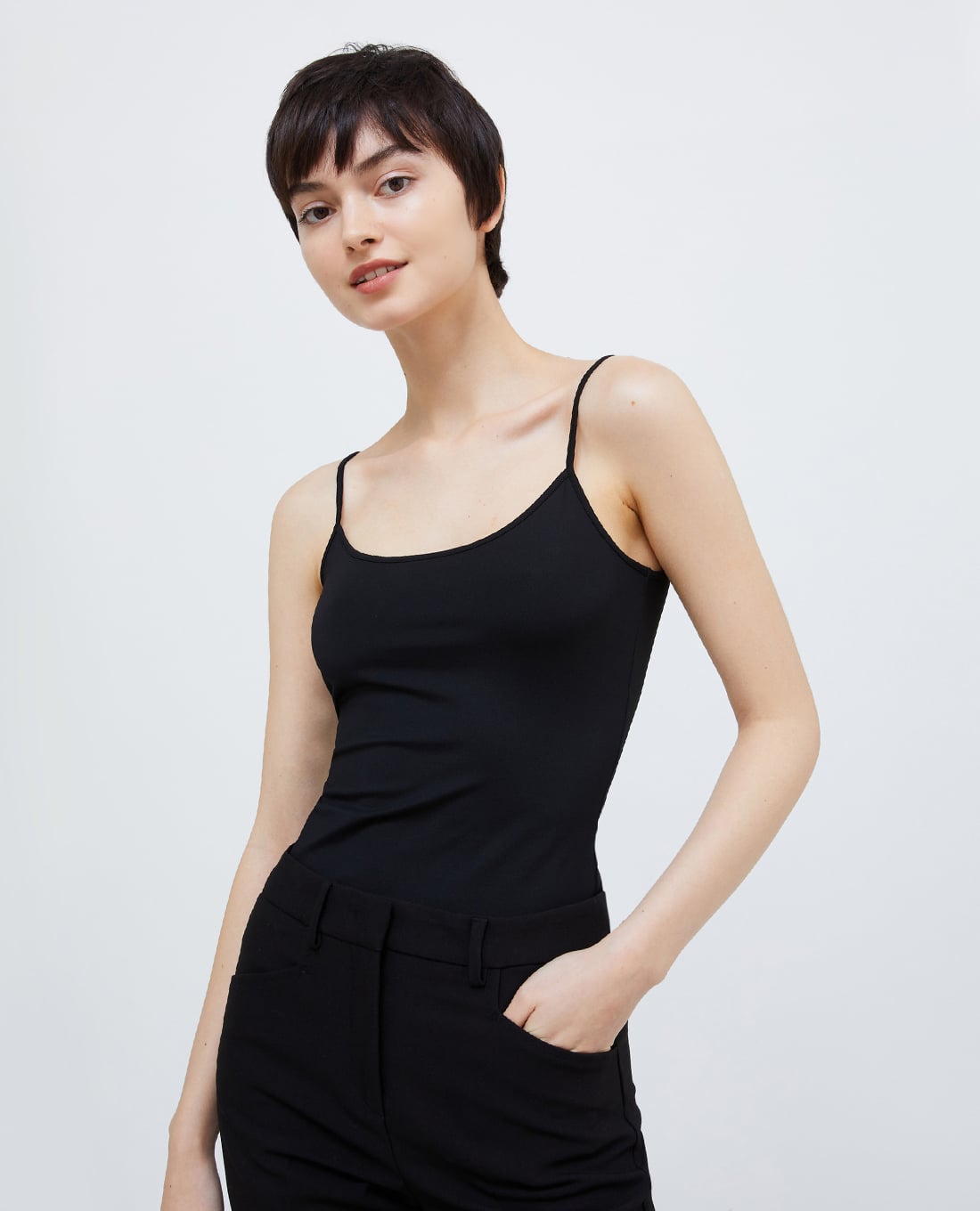 MAX&Co. - Áo hai dây phom ôm cổ tròn Matera