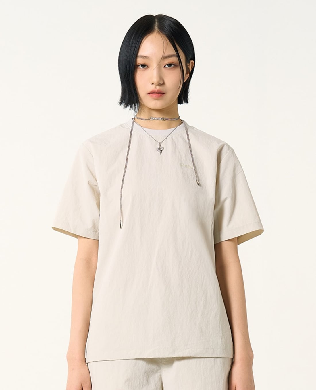 NERDY - Áo thun unisex cổ tròn tay ngắn Woven Basic