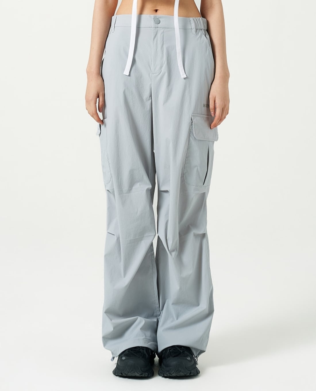 NERDY - Quần dài ống rộng unisex lưng thun Basic Cargo Woven