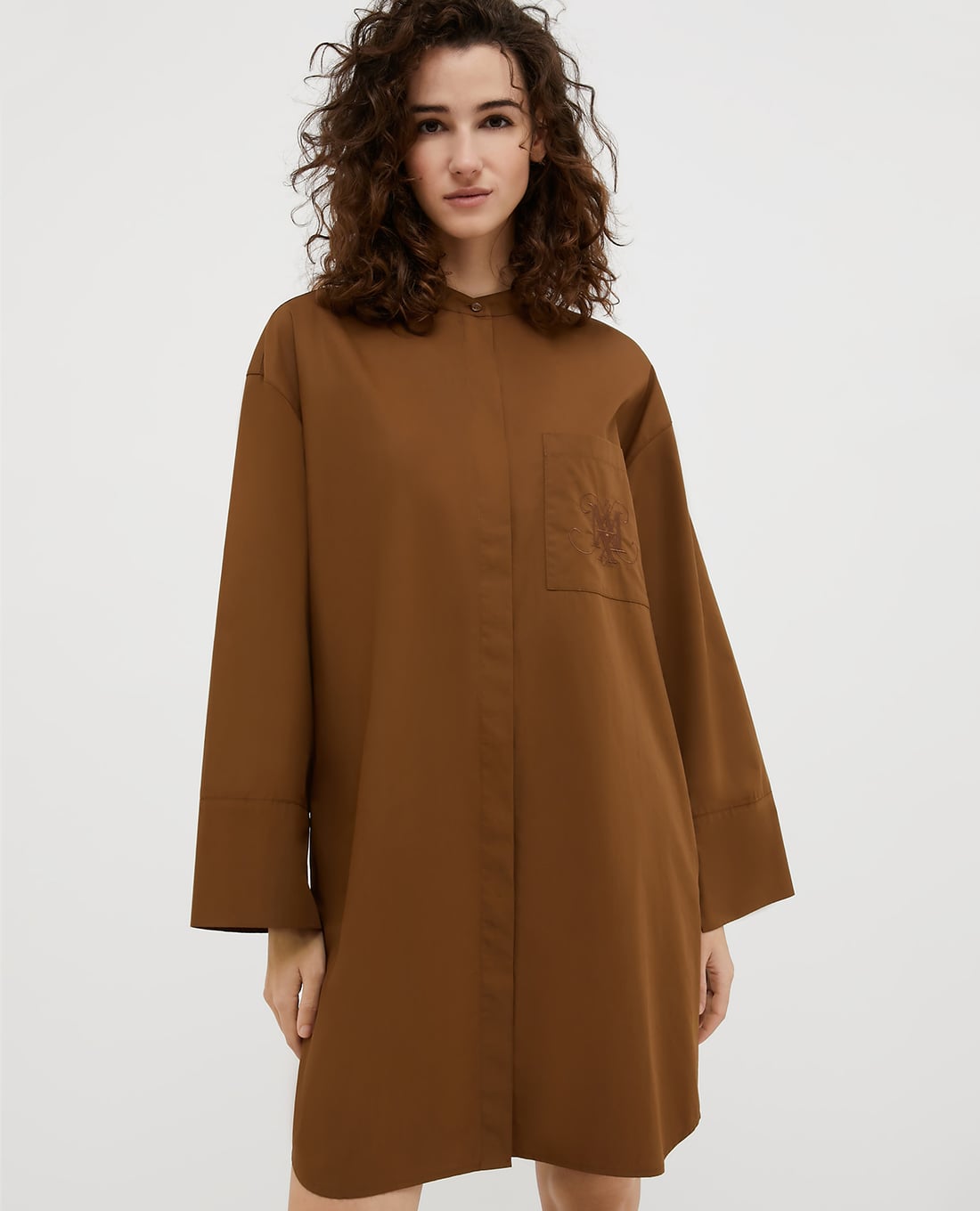 MAX&Co. - Đầm sơ mi midi cổ tròn tay dài thêu hoạ tiết Uncino