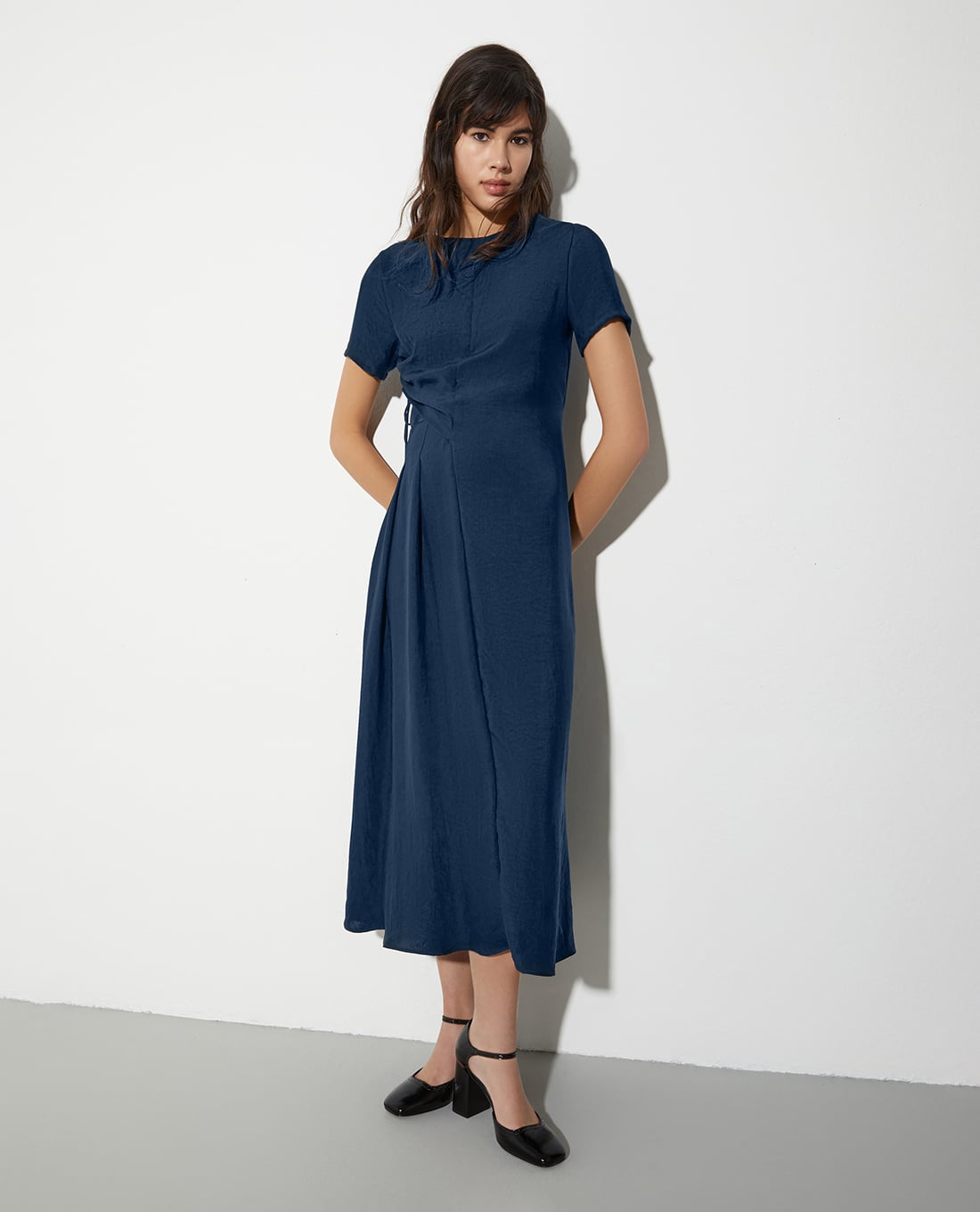 MAX&Co. - Đầm midi cổ tròn tay ngắn Regno