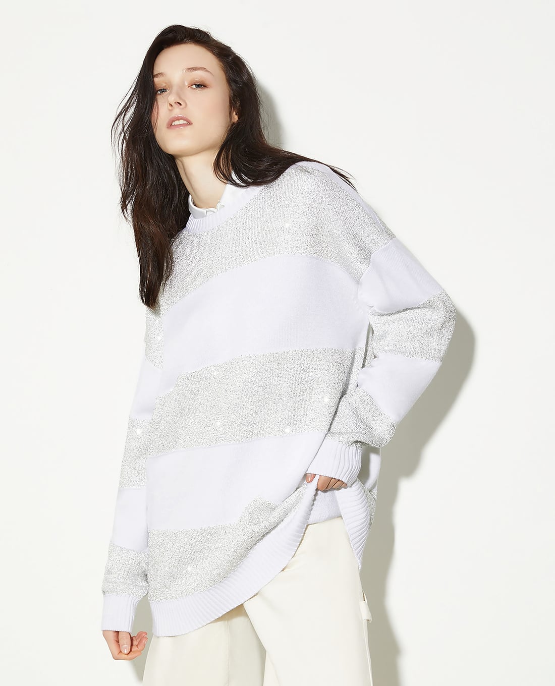 MAX&Co. - Áo sweater cổ tròn tay dài Nylon