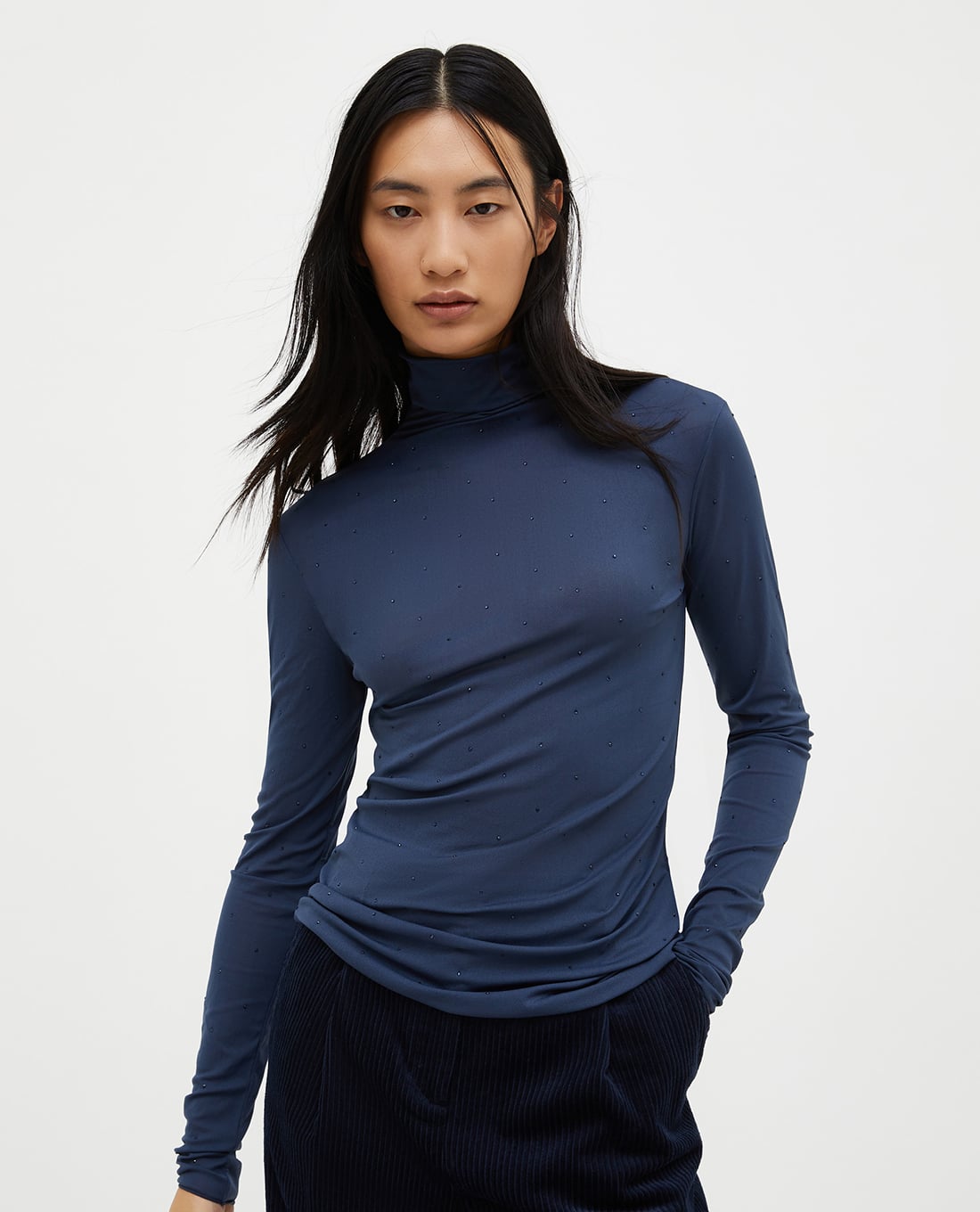 MAX&Co. - Áo kiểu nữ cổ lọ tay dài đính đá Tequila