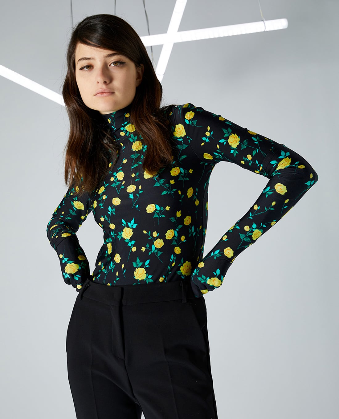 MAX&Co. - Set áo thun nữ cổ trụ tay dài in hoa và găng tay Madga