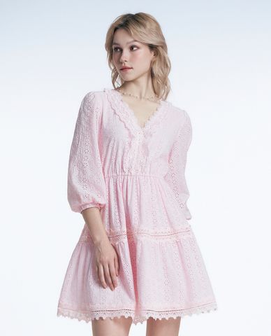  GIGI - Đầm xếp tầng mini cổ V tay phồng phối bèo 