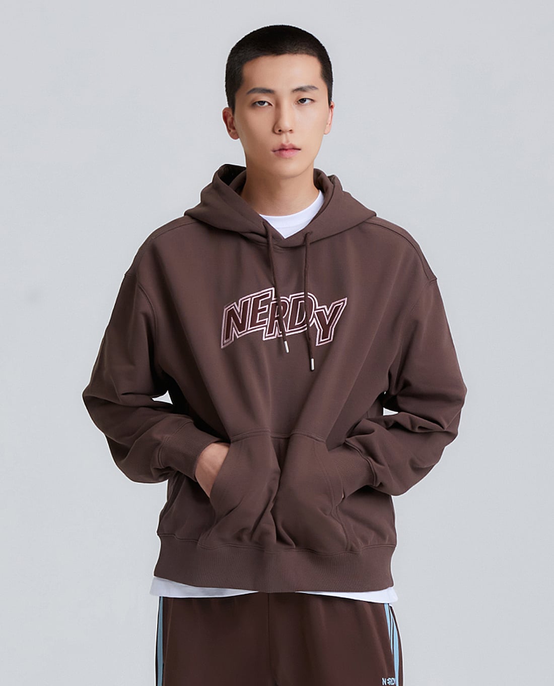NERDY - Áo hoodie unisex tay dài phối mũ Zigzag Logo