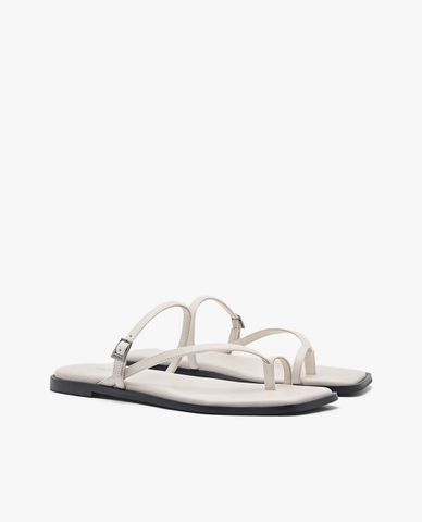  PEDRO - Dép nữ quai chéo xỏ ngón mũi vuông hiện đại 