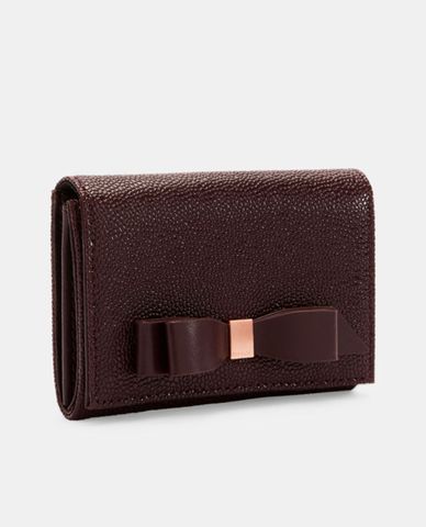  TED BAKER - Ví nữ khóa nam châm Leony Oxblood 