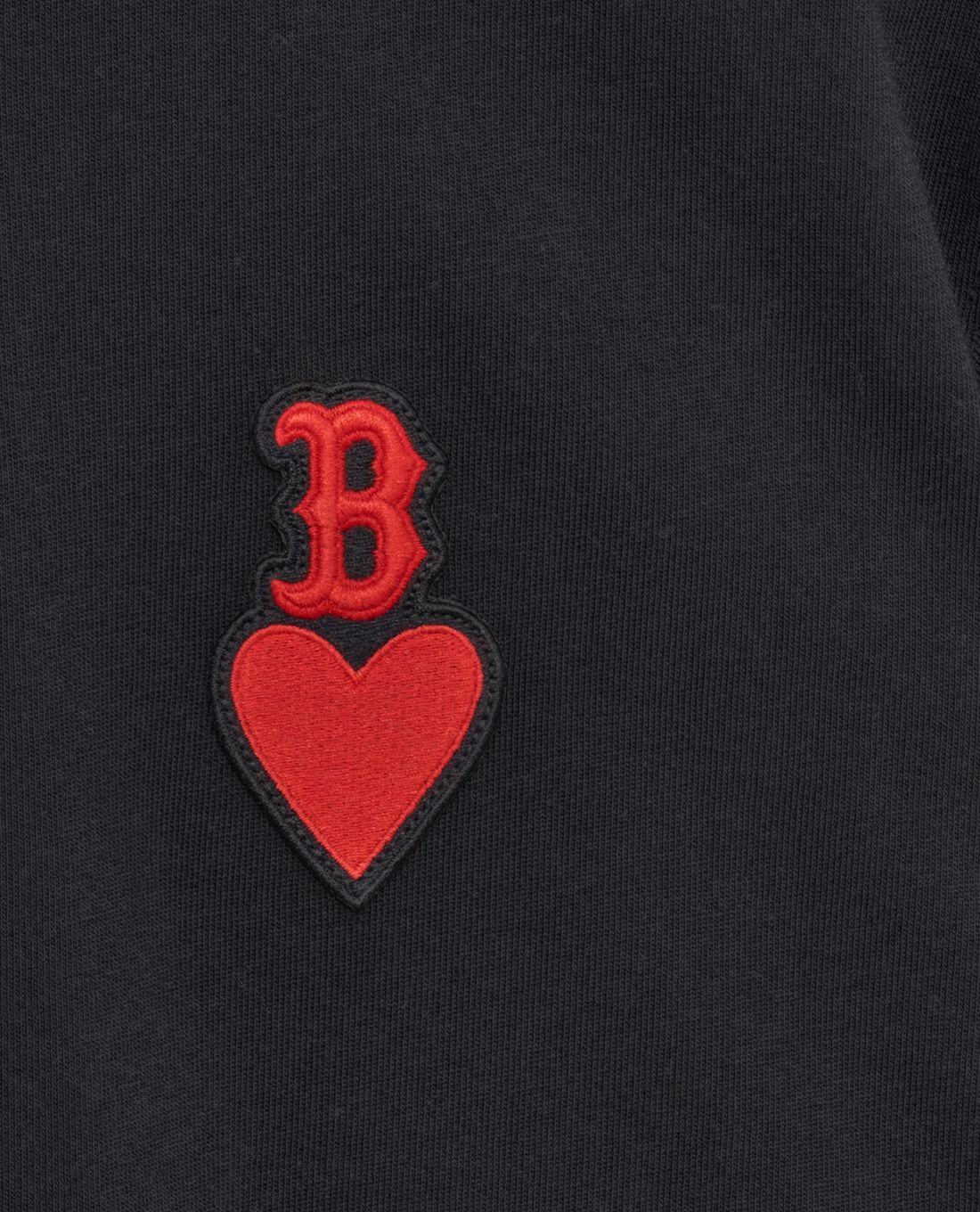 MLB Áo thun unisex cổ tròn tay ngắn Heart Small Logo #31 MLB Áo thun unisex cổ tròn tay ngắn Heart Small Logo