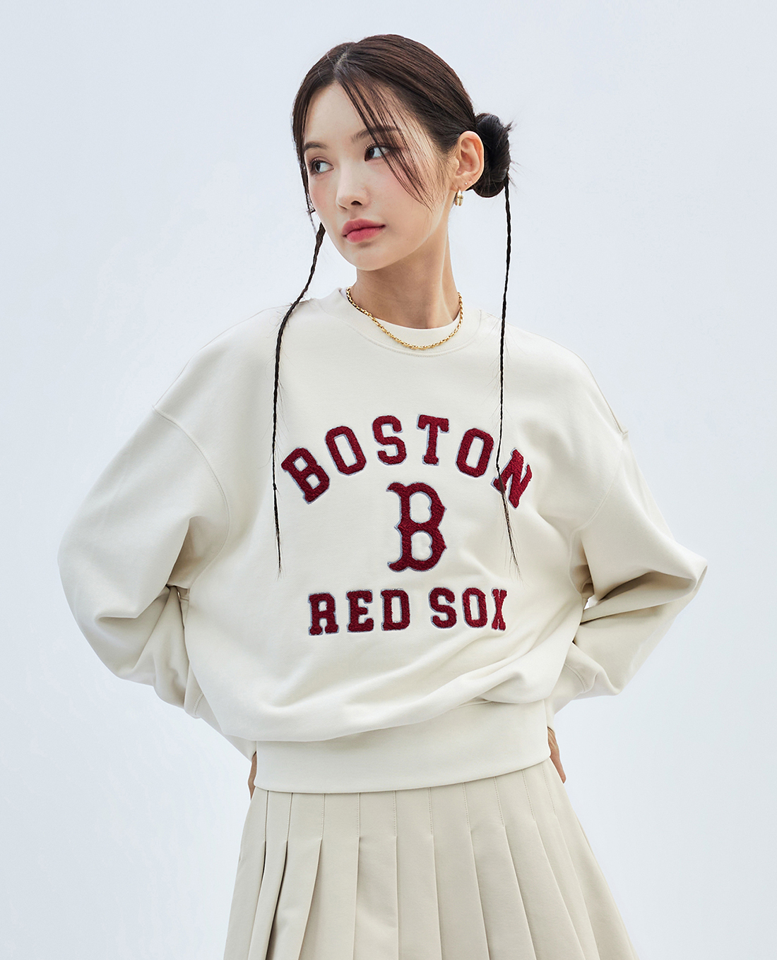 MLB - Áo sweatshirt nữ cổ tròn tay dài Varsity Over Fit