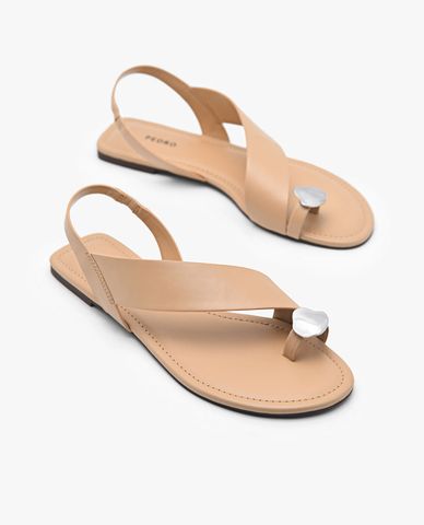 PEDRO - Giày sandals nữ đế bệt xỏ ngón Embellished Toe Ring 