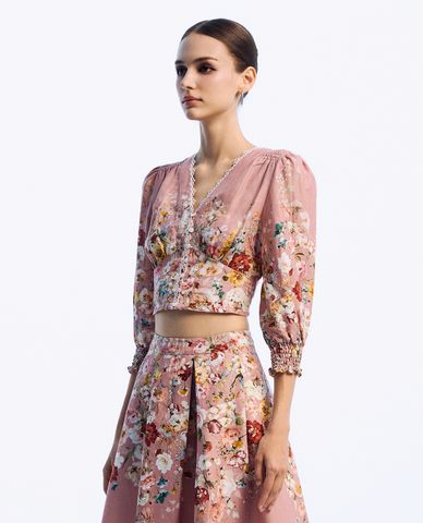  GIGI - Áo croptop cổ V tay dài in hoa nữ tính 