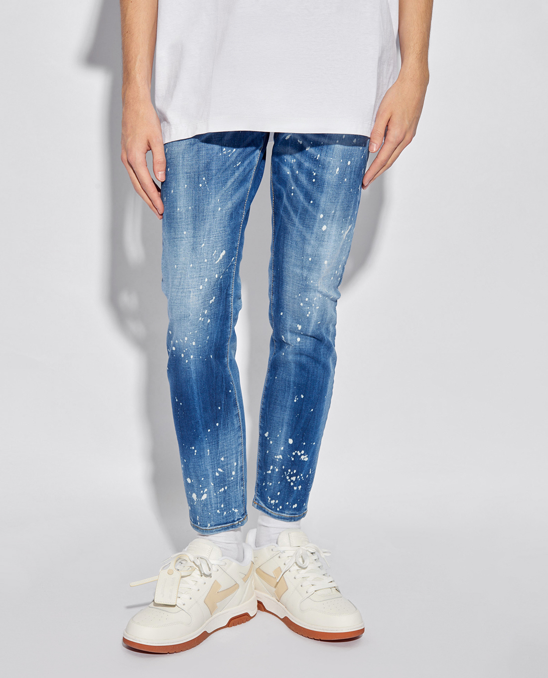 DSQUARED2 - Quần jeans nam phom ôm phối wash bạc và vệt màu độc đáo