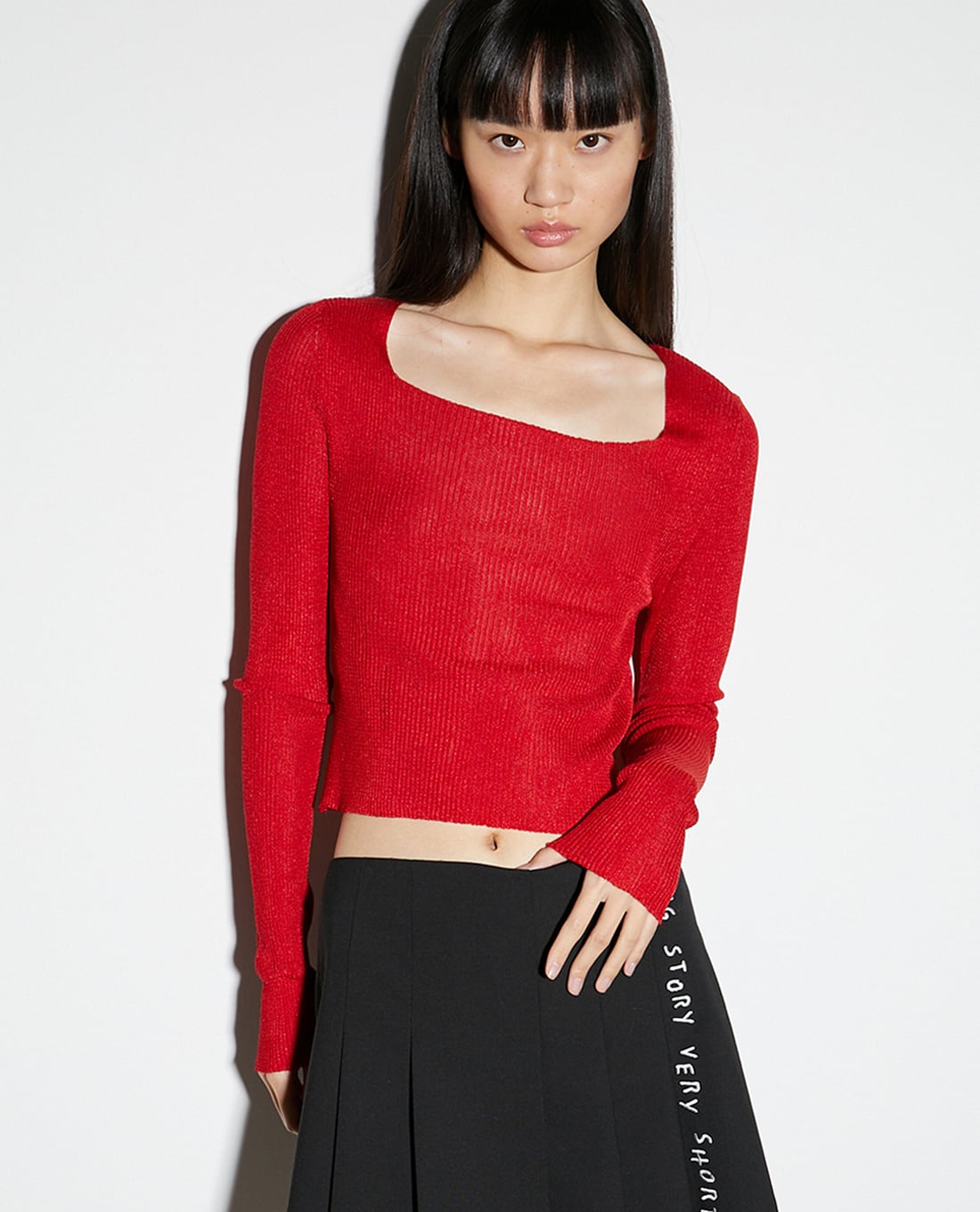 MAX&Co. - Áo sweater cổ thuyền tay dài hở lưng Excusemyback