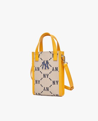  MLB - Túi đeo chéo phom chữ nhật Monogram Diamond Jacquard 