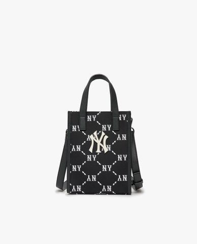  MLB - Túi đeo chéo chữ nhật Dia Monogram Jacquard Handphone 