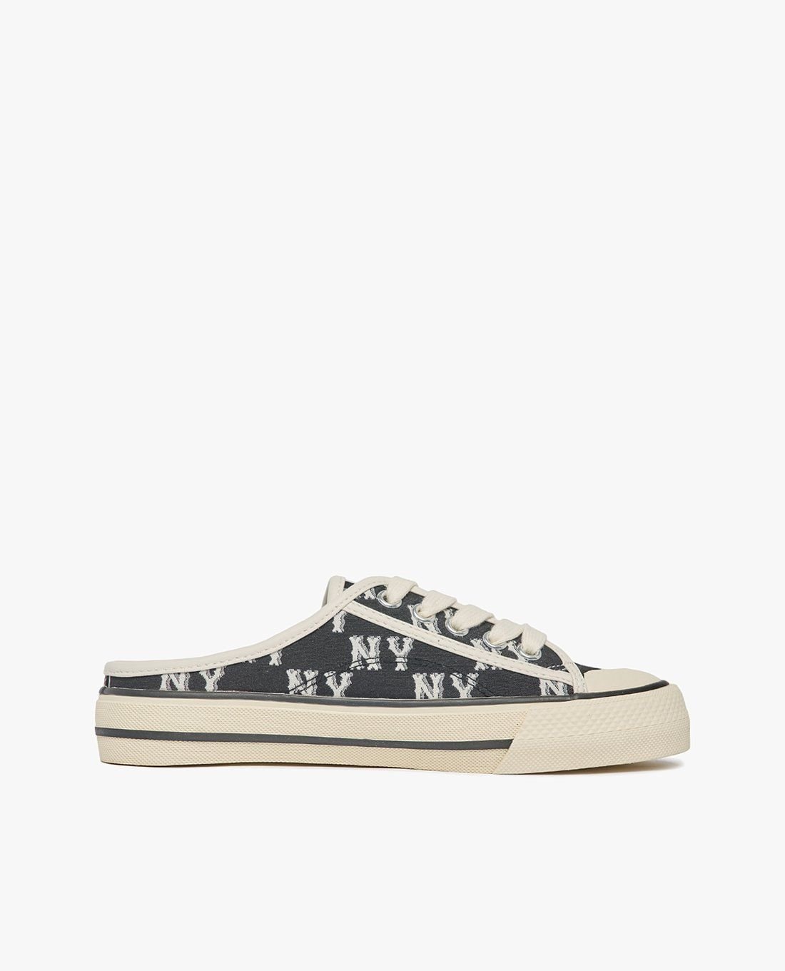 Converse khuyến top mãi 50