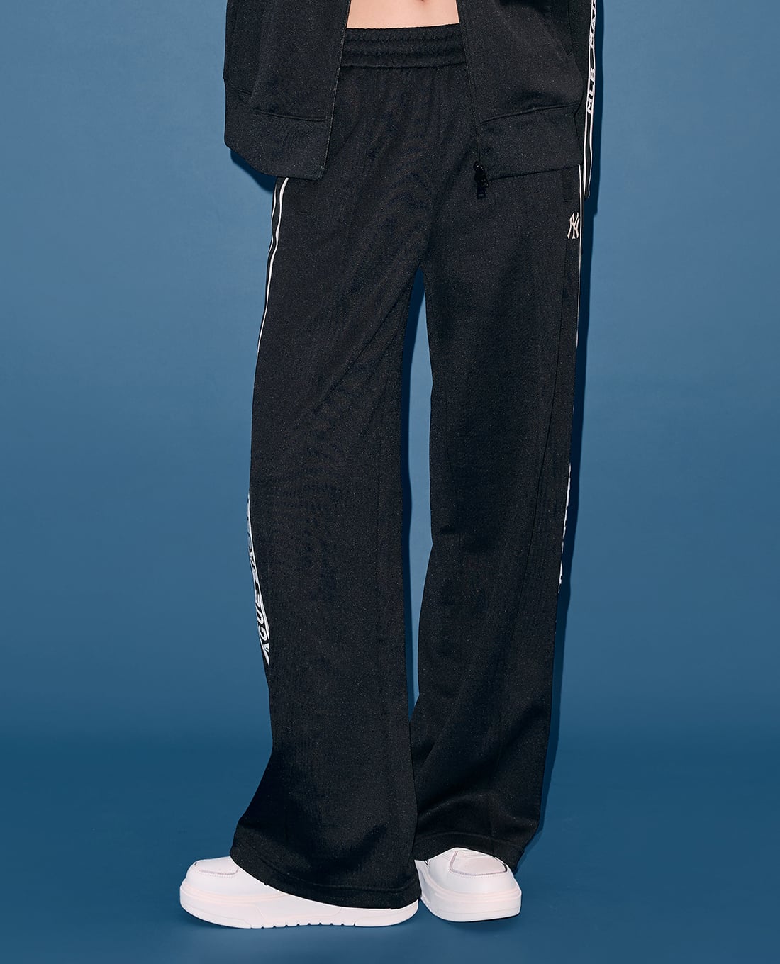 MLB - Quần dài unisex ống rộng lưng thun Basic Athleisure Jersey