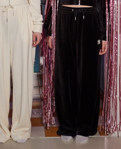  MLB - Quần dài nữ ống rộng lưng thun Velvet Wide New York Yankees 