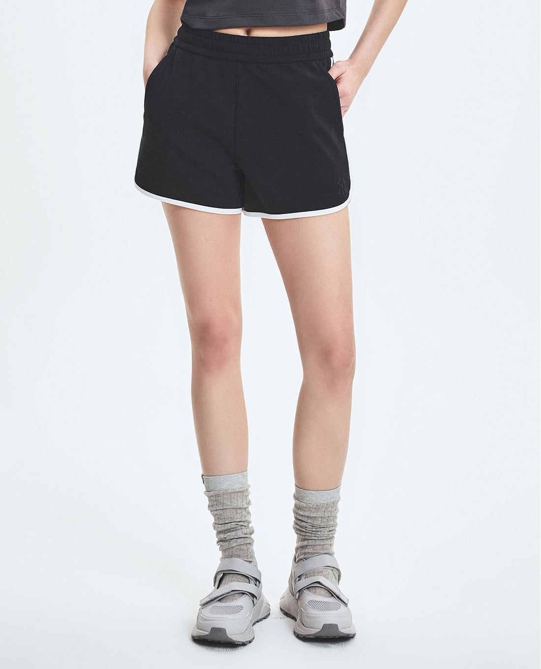 MLB - Quần short ngắn nữ lưng thun Basic Dolphin