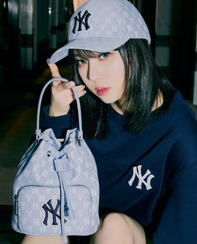  MLB - Túi rút dây Monogram Jacquard Bucket 